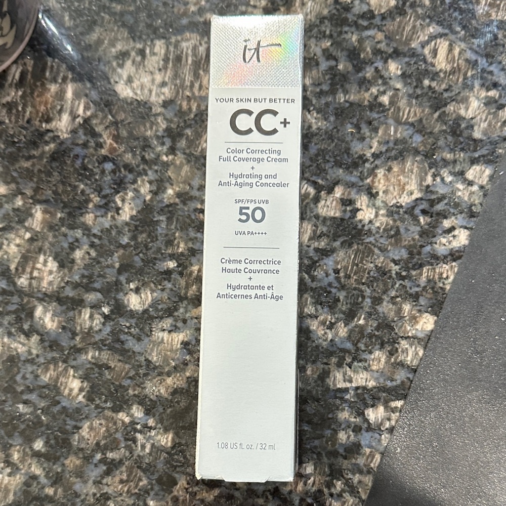 IT Cosmetics CC+ Color Correcting Cream SPF 50 tan warm